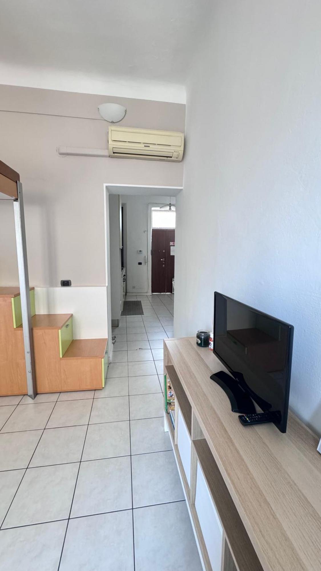 Sawasdee 37 Apartamento Monza Exterior foto